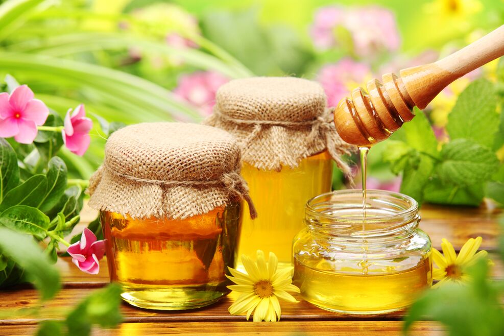 Մեղրը ժողովրդական հակահելմինտիկ միջոց է, որը ազատում է մեծահասակների և երեխաների մակաբույծներից։